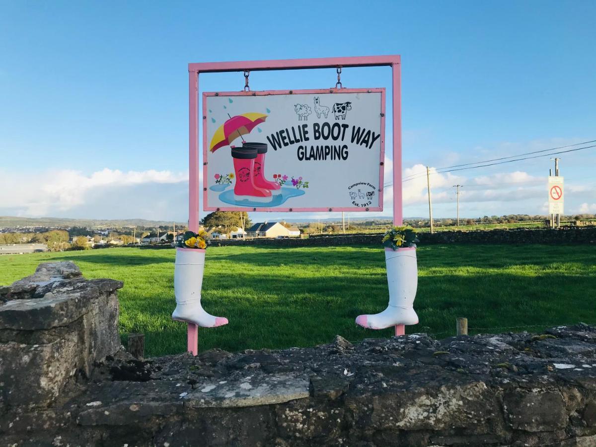The Beautiful Lazy Llama Shepherd Hut Farm Stay Ballyshannon Εξωτερικό φωτογραφία